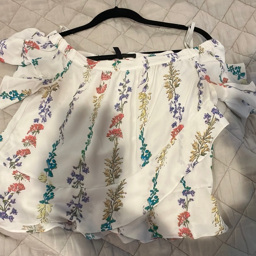 BCBG off the should floral shirt